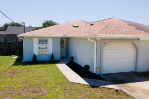 Boujee Beach Bungalow Luxury 3 bed 2bath just walk to the beach